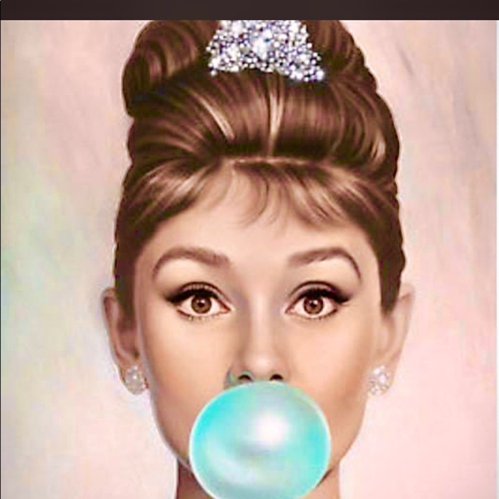 Meet your Posher, Simona